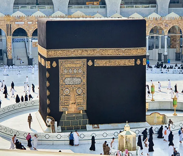 5 Star Umrah Packages Including Flights for 2023 Bismillah Tours